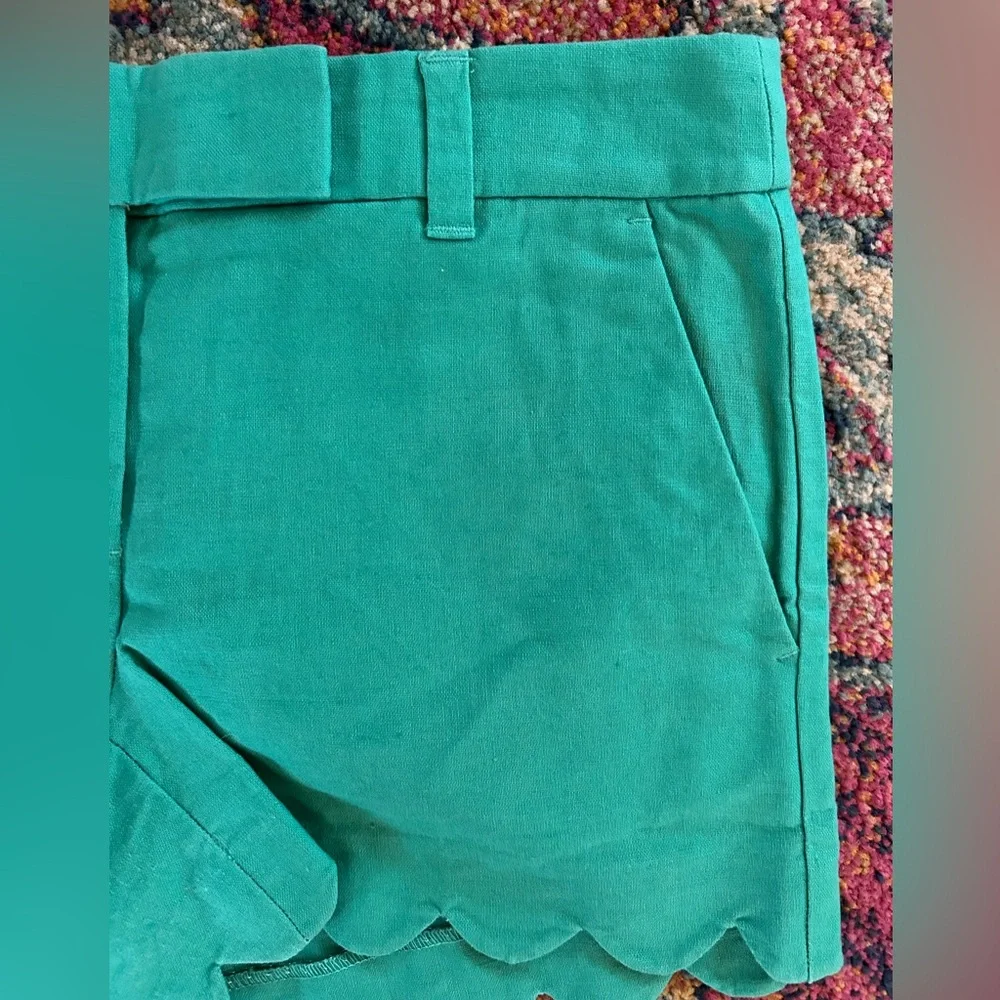 J. Crew | Women’s Green Linen Blend Scalloped Hem Shorts Size 0